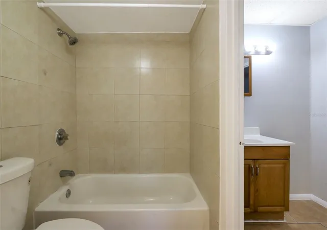 Homes for sale in Orlando, FL | 1902 Honour Rd #11, Orlando, FL 32839 | MLS# O6420360