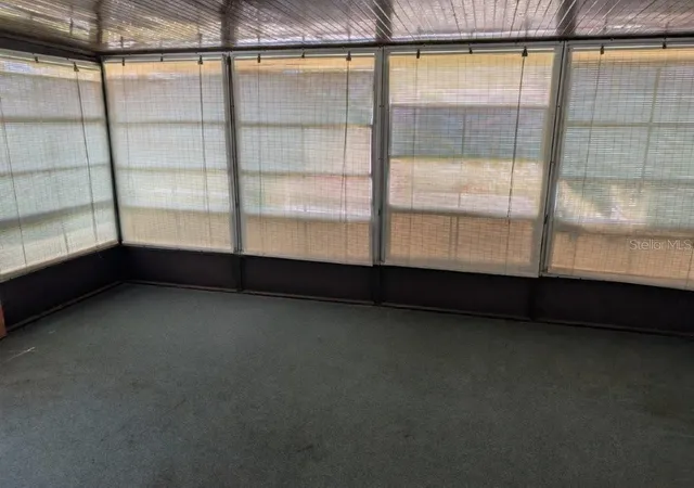 Photo 28 of Manufactured home for sale at 154 Moonlite Dr, Welaka, FL 32193 | MLS# V4949895 | Listing updated on 2026-08-19