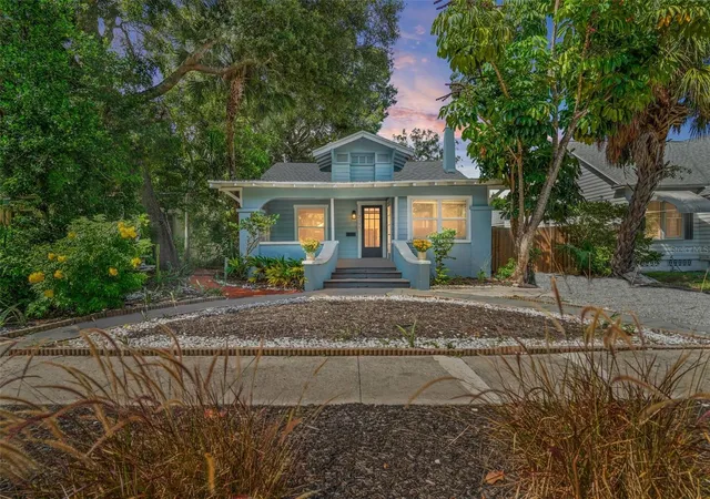 1st image of 2111 Burlington Ave N, Saint Petersburg, FL 33713 | MLS# TB8523736