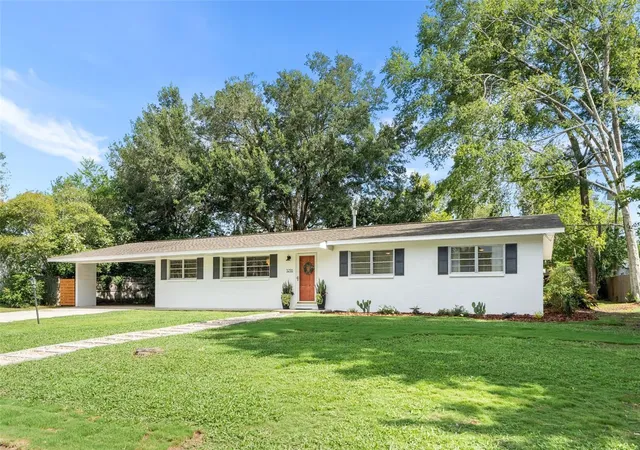 Homes for sale in Gainesville, FL | 3236 Nw 25Th Ave, Gainesville, FL 32605 | MLS# GC541504