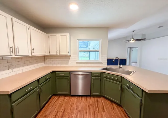 2nd image of 546 Penns Neck Dr, Deland, FL 32724 | MLS# O6420369
