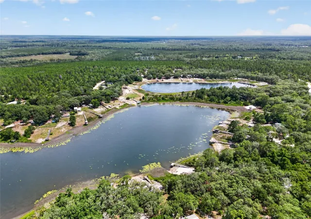 32nd image of 273 Neal Rd, Hawthorne, FL 32640 | MLS# OM727483