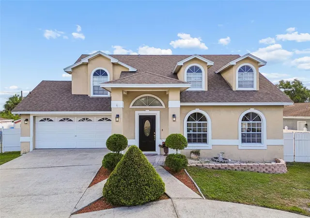 Homes for sale in Tampa, FL | 10735 Se Drummond Rd, Tampa, FL 33615 | MLS# TB8523764