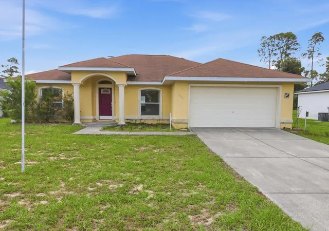 Photo 1 of Sale Pending at 2614 Sw 165th Street Rd, Ocala, FL 34473 | MLS# OM727485 | Listing updated on 2026-10-09