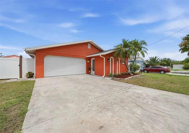 Homes for sale in Hudson, FL | 13815 Plumosa Ave, Hudson, FL 34667 | MLS# W7887115