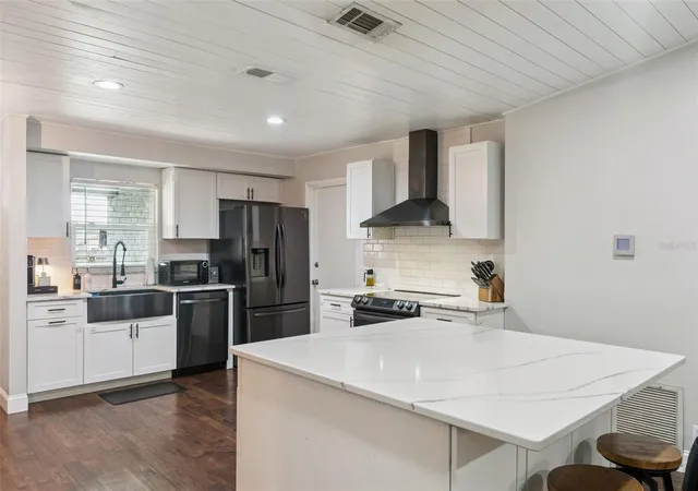 4th image of 1404 Beverly Ln, Casselberry, FL 32707 | MLS# O6420393