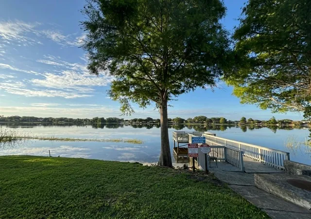 2nd image of 1103 Cypress Gdns Blvd, WINTER HAVEN, FL 33884