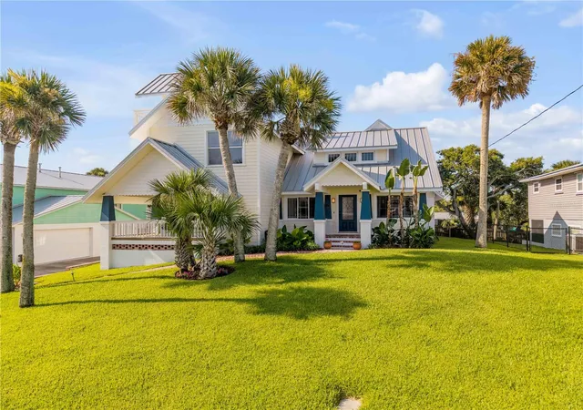 Photo 3 of Single family home for sale at 315 Due E St, New Smyrna Beach, FL 32169 | MLS# NS1088594 | Listing updated on 2026-09-02
