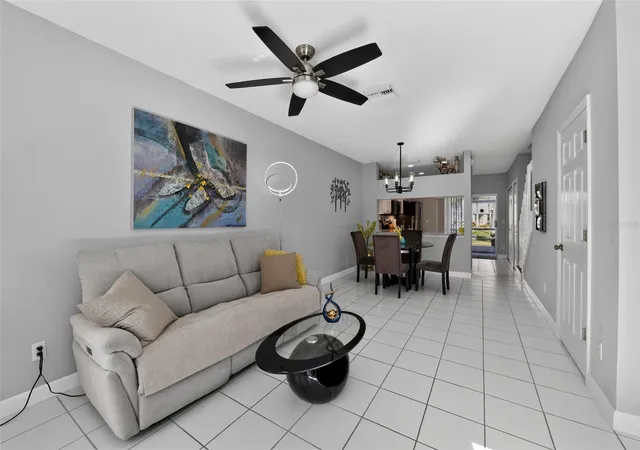 Photo 4 of Townhouse for sale at 4725 Sabal Key Dr, Bradenton, FL 34203 | MLS# O6420404 | Listing updated on 2026-07-03