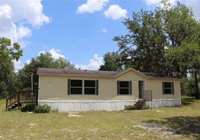 2nd image of 112 Juniper Dr, Hawthorne, FL 32640 | MLS# OM727494