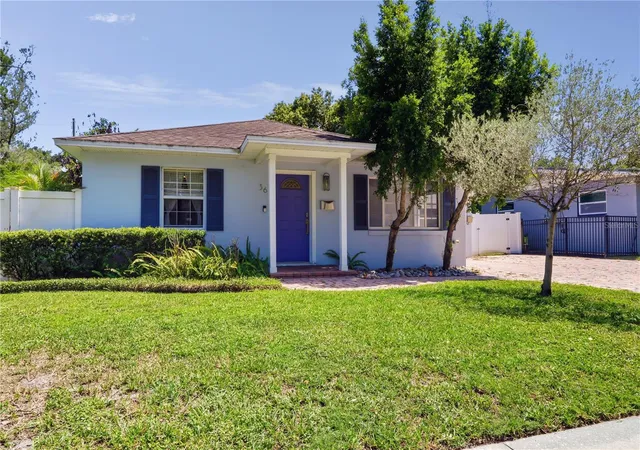Photo 2 of Single family home for sale at 36 E Winter Park Sts, Orlando, FL 32804 | MLS# O6420406 | Listing updated on 2026-08-20