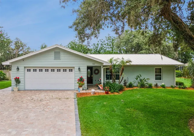 1st image of 864 Redwood Wy, Lake Wales, FL 33898 | MLS# P4939175