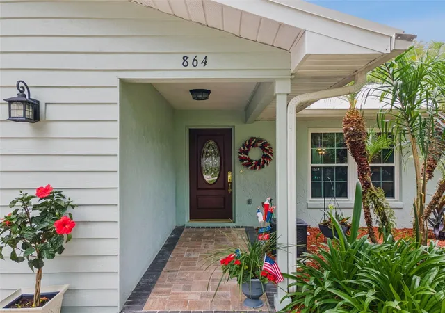 3rd image of 864 Redwood Wy, Lake Wales, FL 33898 | MLS# P4939175