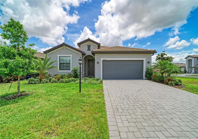 Photo 1 of Single family home for sale at 15045 Serene Shrs Loop, Bradenton, FL 34211 | MLS# A4698279 | Listing updated on 2026-09-20