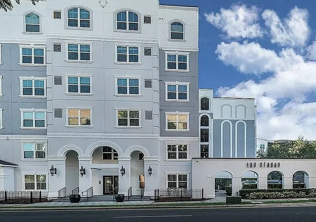 2nd image of 304 E S St, Orlando, FL 32801