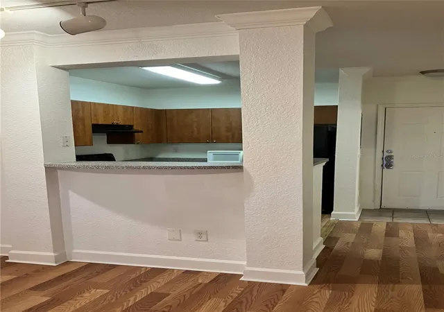 4th image of 304 E S St, Orlando, FL 32801