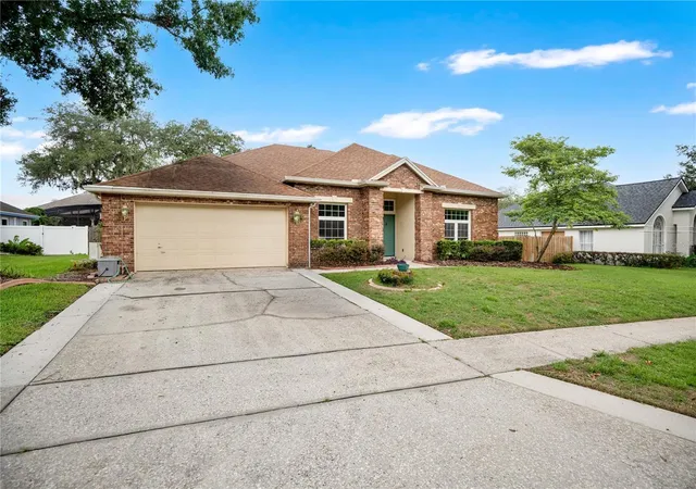 2nd image of 3886 Kingston Oaks Cvs, Oviedo, FL 32765 | MLS# O6420411