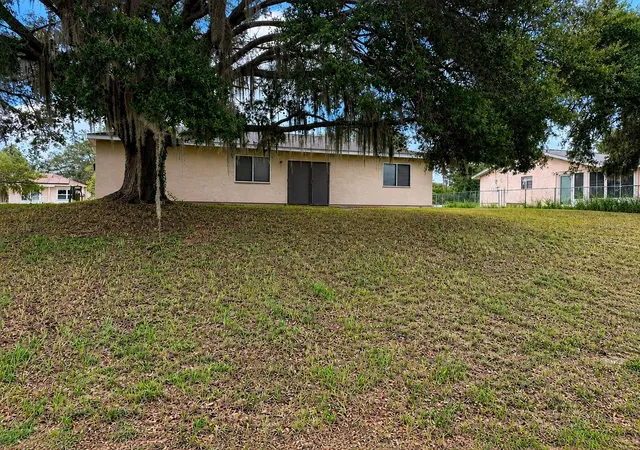 Photo 17 of Single family home for sale at 5 Hickory Trak Run, Ocala, FL 34472 | MLS# O6420414 | Listing updated on 2026-09-12
