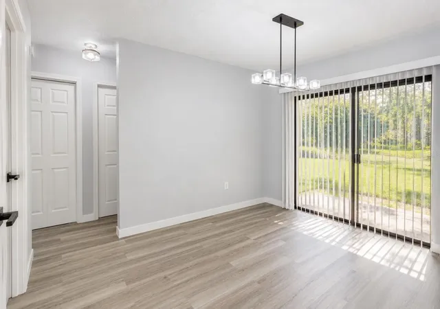 Photo 3 of Single family home for sale at 5 Hickory Trak Run, Ocala, FL 34472 | MLS# O6420414 | Listing updated on 2026-09-12