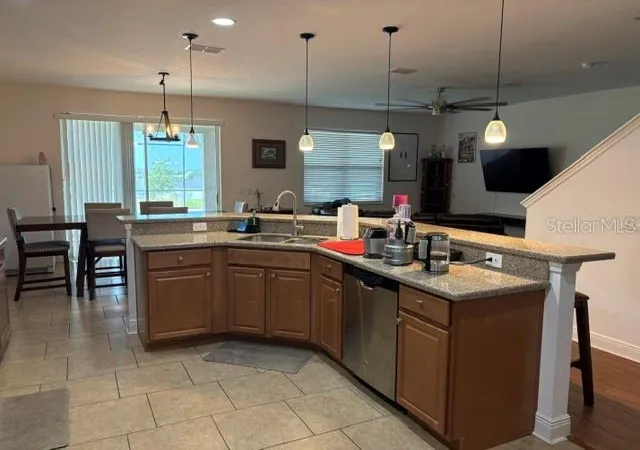Photo 4 of Single family home for sale at 9819 Royal Vista Ave, Clermont, FL 34711 | MLS# O6420424 | Listing updated on 2026-06-27