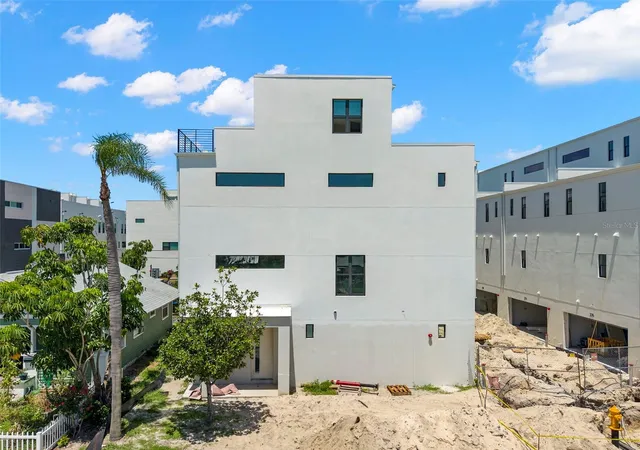 Photo 1 of Townhouse for sale at 368 14th Street N, Saint Petersburg, FL 33705 | MLS# TB8523829 | Listing updated on 2026-07-28