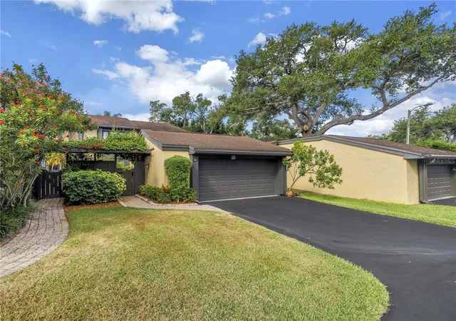 2nd image of 13300 Indian Rocks Rd #103, Largo, FL 33774 | MLS# TB8523837