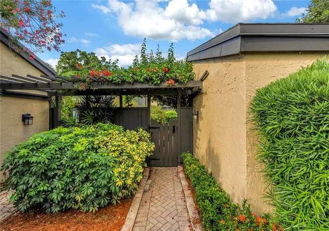 2nd image of 13300 Indian Rocks Rd, LARGO, FL 33774