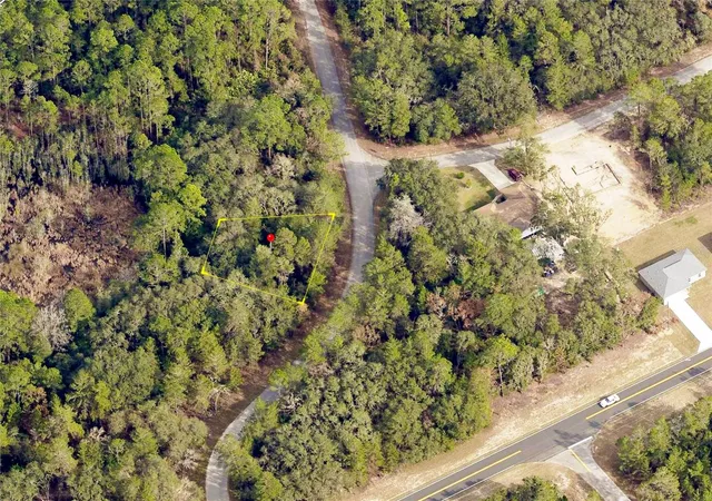 2nd image of 76 Fisher Run Ter, Ocklawaha, FL 32179 | MLS# A4698288
