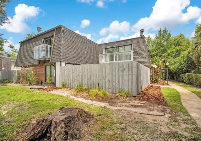 2nd image of 2577 Derbyshire Cir, Casselberry, FL 32707 | MLS# O6420434