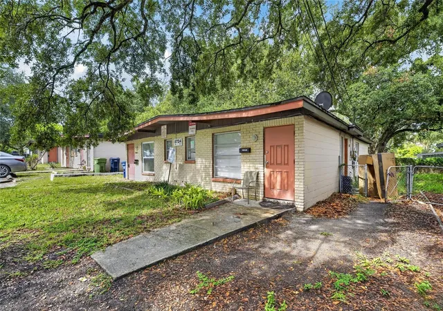 4th image of 8723 & 8724 N 48Th St, Tampa, FL 33617 | MLS# TB8523844
