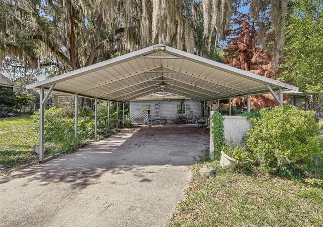 2nd image of 2315 Edgewater Ave, Leesburg, FL 34748 | MLS# G5114348