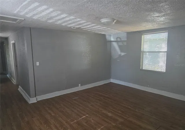 Photo 4 of Single family home for sale at 804 W 29th Street, Jacksonville, FL 32209 | MLS# TB8523854 | Listing updated on 2026-09-29