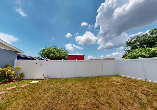 3rd image of 1215 Coolmont Dr, Brandon, FL 33511 | MLS# TB8523878