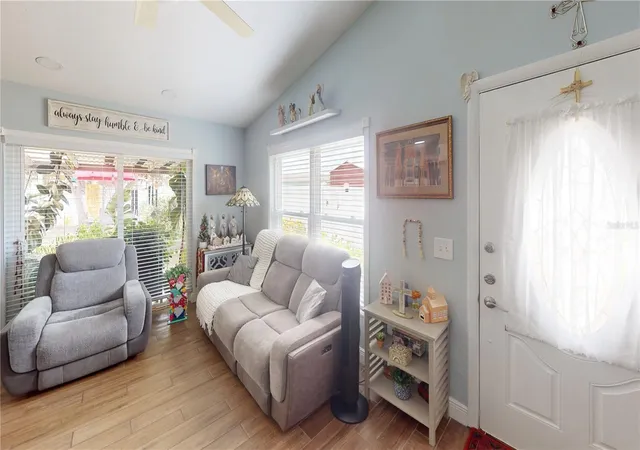 5th image of 1215 Coolmont Dr, Brandon, FL 33511 | MLS# TB8523878
