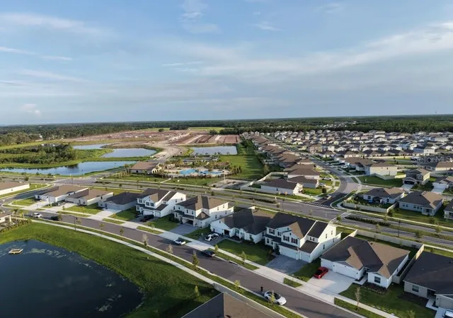 Photo 3 of Single family home for sale at 4170 Gooseberry Trl, Kissimmee, FL 34746 | MLS# O6420476 | Listing updated on 2026-08-10