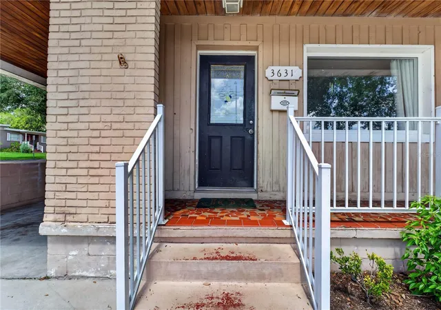 Photo 2 of Single family home for sale at 3631 Cleveland Hts Blvd, Lakeland, FL 33803 | MLS# P4939177 | Listing updated on 2026-07-11