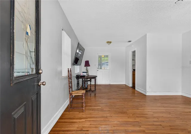 Photo 4 of Single family home for sale at 3631 Cleveland Hts Blvd, Lakeland, FL 33803 | MLS# P4939177 | Listing updated on 2026-07-11