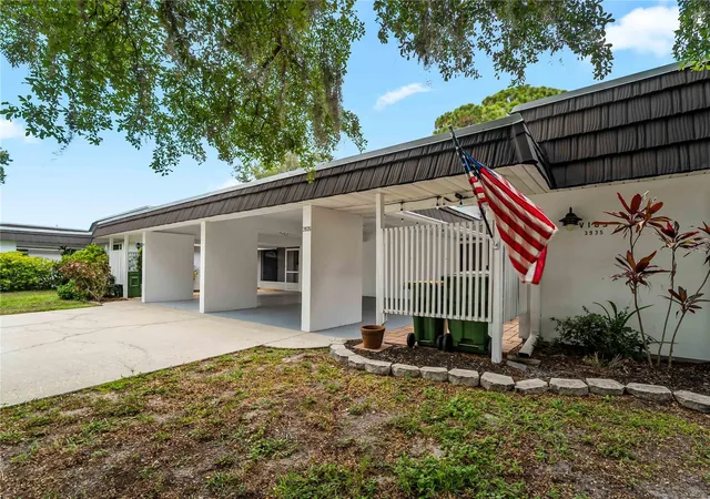 4th image of 3935 Panola Ln #183, Sarasota, FL 34232 | MLS# A4698304