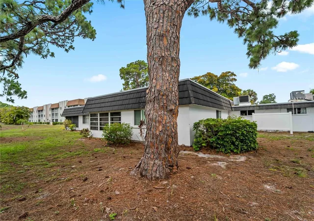 48th image of 3935 Panola Ln #183, Sarasota, FL 34232 | MLS# A4698304