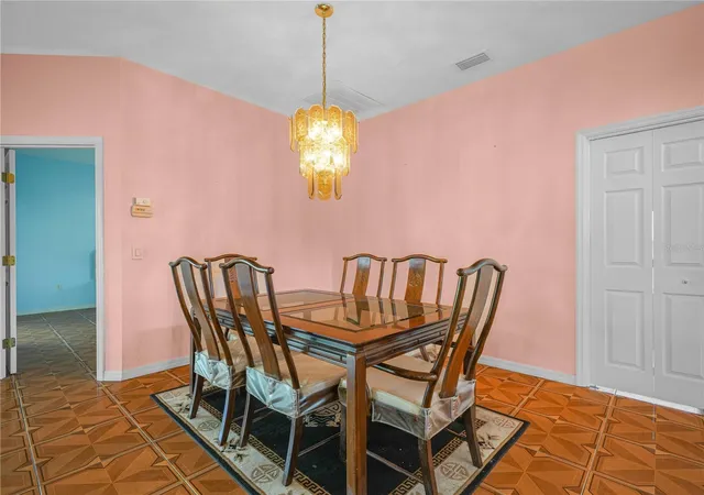 Photo 4 of Single family home for sale at 5308 Green Dr, Winter Haven, FL 33884 | MLS# O6420480 | Listing updated on 2026-09-01