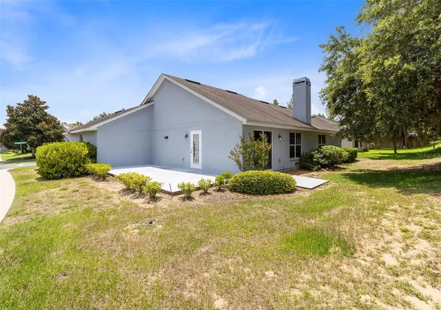 Photo 4 of Single family home for sale at 4450 Treasure Cay Rd, Tavares, FL 32778 | MLS# O6420481 | Listing updated on 2026-08-08