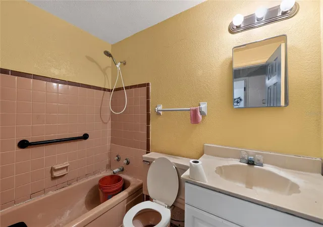 5th image of 4315 E County Road 540A, Lakeland, FL 33813 | MLS# O6420489