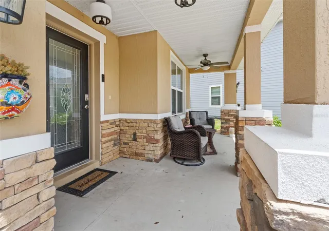 Photo 3 of Single family home for sale at 672 Nw 247th Terr, Newberry, FL 32669 | MLS# GC541514 | Listing updated on 2026-08-13