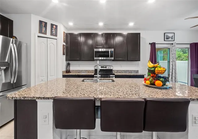 Photo 4 of Single family home for sale at 672 NW 247th Terr, Newberry, FL 32669 | MLS# GC541514 | Listing updated on 2026-08-13