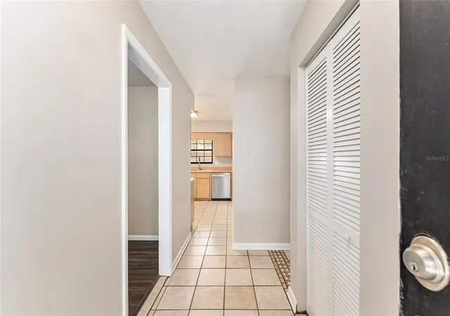 Photo 4 of Single family home for sale at 2541 NW 52nd Place, Gainesville, FL 32605 | MLS# GC541515 | Listing updated on 2026-08-09