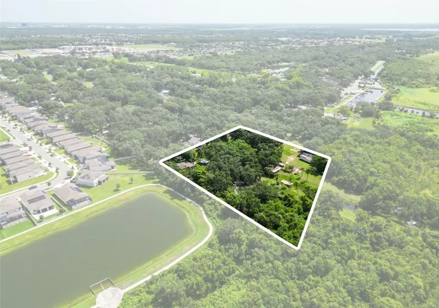 1st image of 2690 E Lake Rd, Kissimmee, FL 34744 | MLS# O6420498