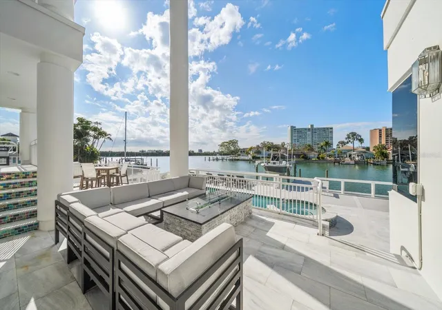 3rd image of 42 Midway Is, Clearwater Beach, FL 33767 | MLS# TB8523925