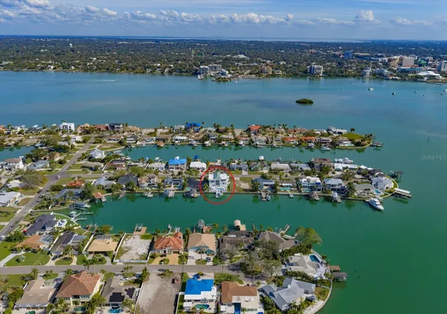 37th image of 42 Midway Is, Clearwater Beach, FL 33767 | MLS# TB8523925