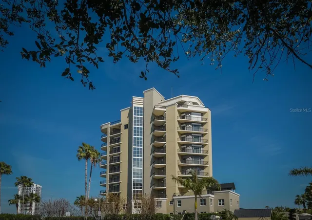 Photo 2 of Condo for sale at 600 Garrison Cvs Ln #2B, Tampa, FL 33602 | MLS# TB8523934 | Listing updated on 2026-07-15