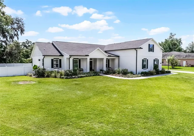 4th image of 926 John Cressler Dr, Seffner, FL 33584 | MLS# TB8523935